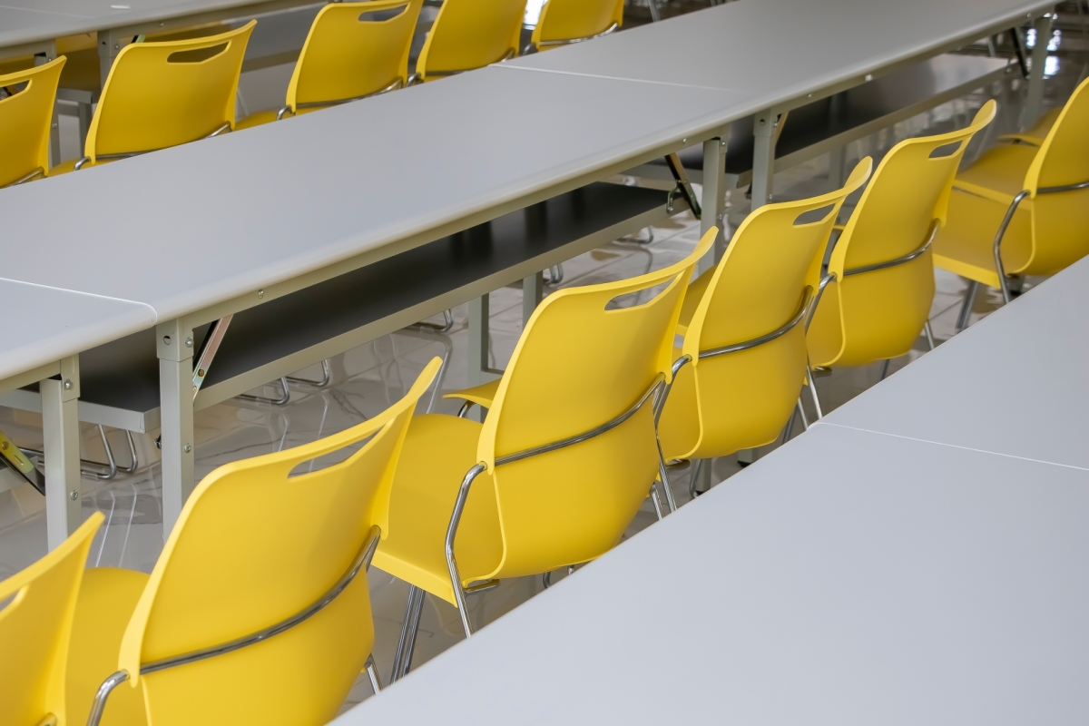 Chi Deh Crane Engineering Cache Chair Yellow Orange