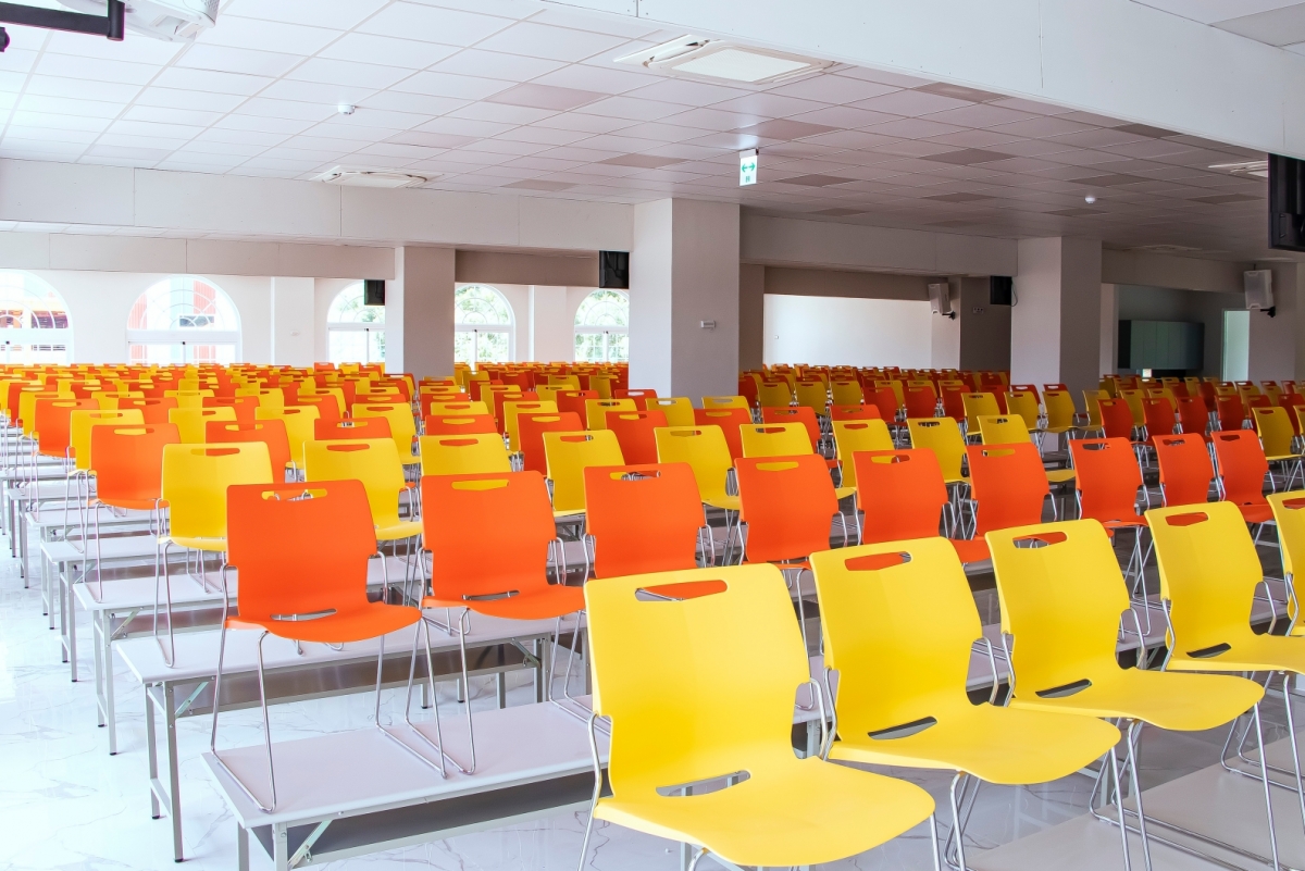 Cache stacking chair yellow orange chi deh 啟德堆疊椅